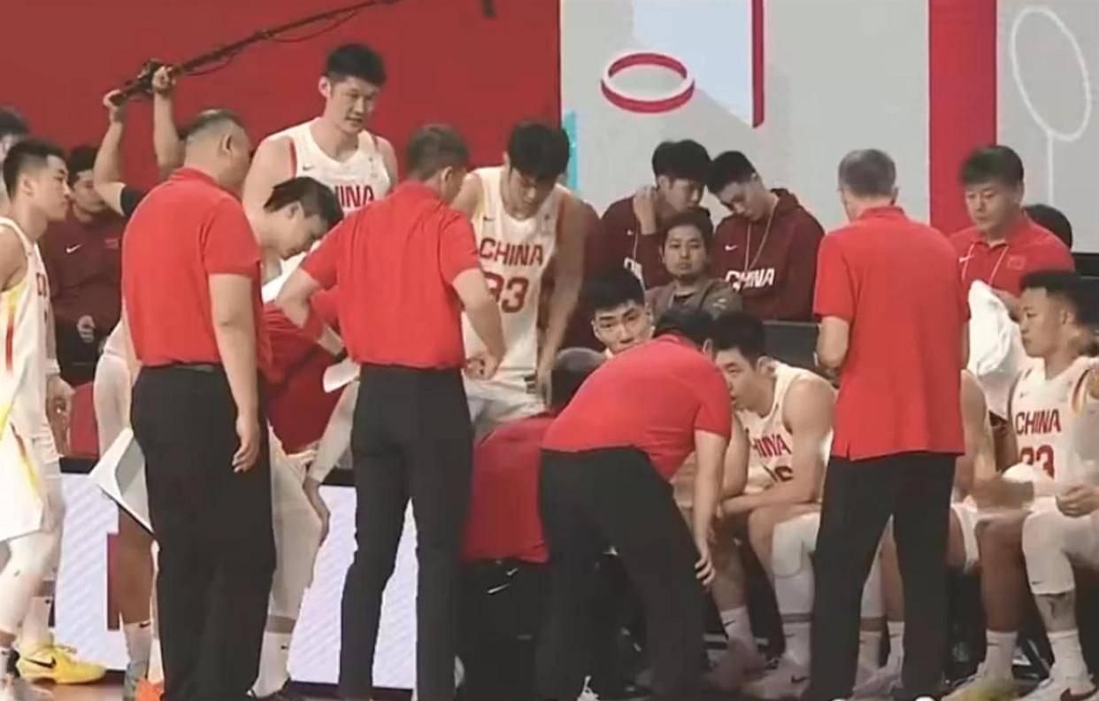 皇冠体育官网-风云突变山东男篮国际比赛日扳平良机关键时刻篮板制胜引欢呼，阿贾克斯围绕欧冠战术微调瞬间刷屏的简单介绍