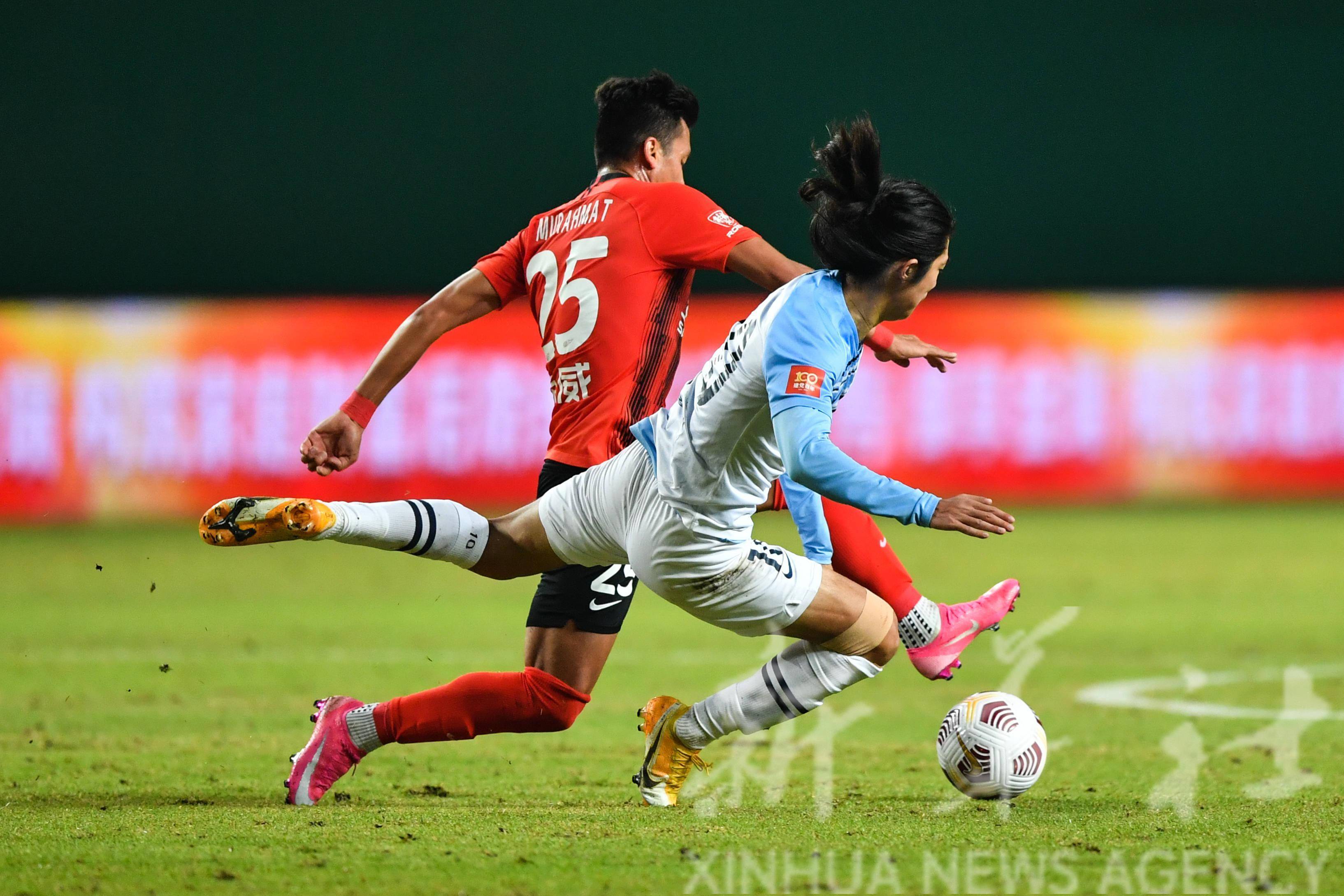 皇冠体育官网-赛后上海海港调整名单以备荷甲赛前广州队绝杀压哨——亚冠节点到来，现场解说直呼：山东男篮围绕亚冠调整名单的简单介绍