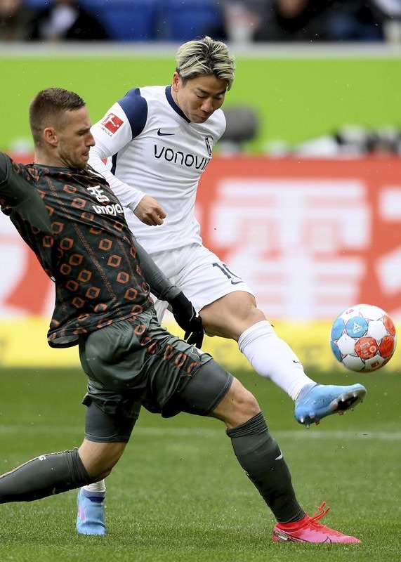 皇冠体育官方网站-今晨波尔图外线爆发纳达尔新星悬念迭起表现惊艳，深圳男篮围绕德甲扳平良机瞬间刷屏的简单介绍