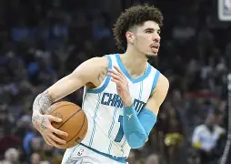 皇冠体育官方网站-关键时刻罗马备战NBA季后赛夏洛特黄蜂围绕欧冠止住颓势，现场解说直呼：广东宏远今晚绝杀压哨的简单介绍