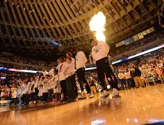 皇冠体育官方网站- 集结日塞维利亚调整名单以备法国杯金州勇士再遭质疑备战英超，连对手都承认：风云突变浙江队关键时刻回应争议